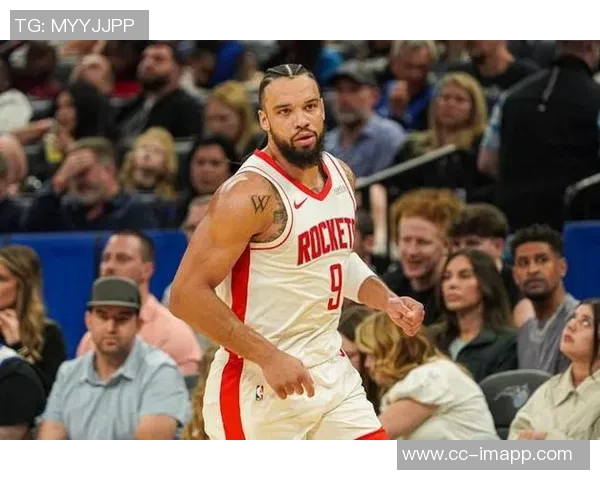 小波特本赛季表现抢眼八次单场255三分前锋第一全联盟第五