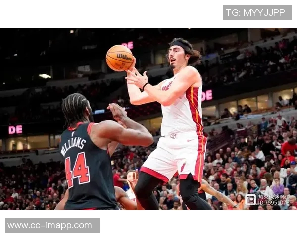 哈克斯强调下半场开局需全力进攻保持领先优势